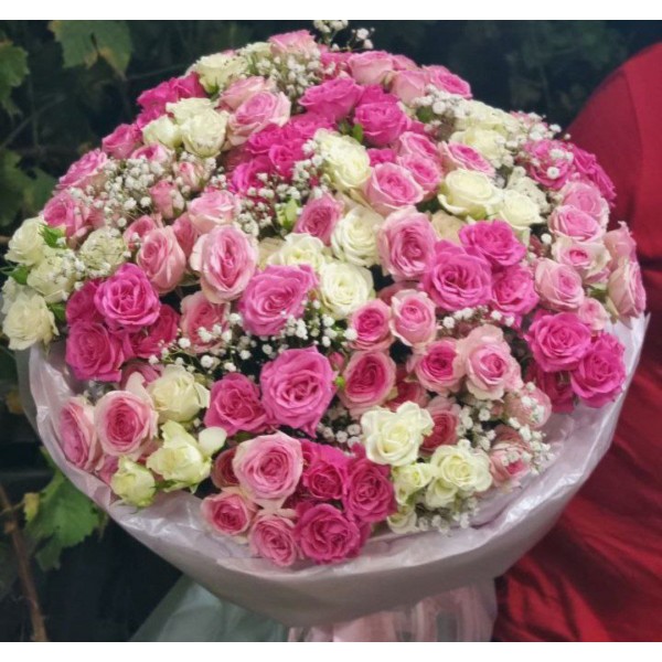 Букет из кустовых роз микс